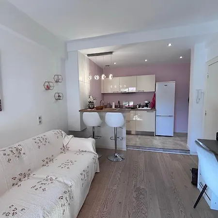 Apartment Juan - Calme Et Cosy - Plages A Pied *